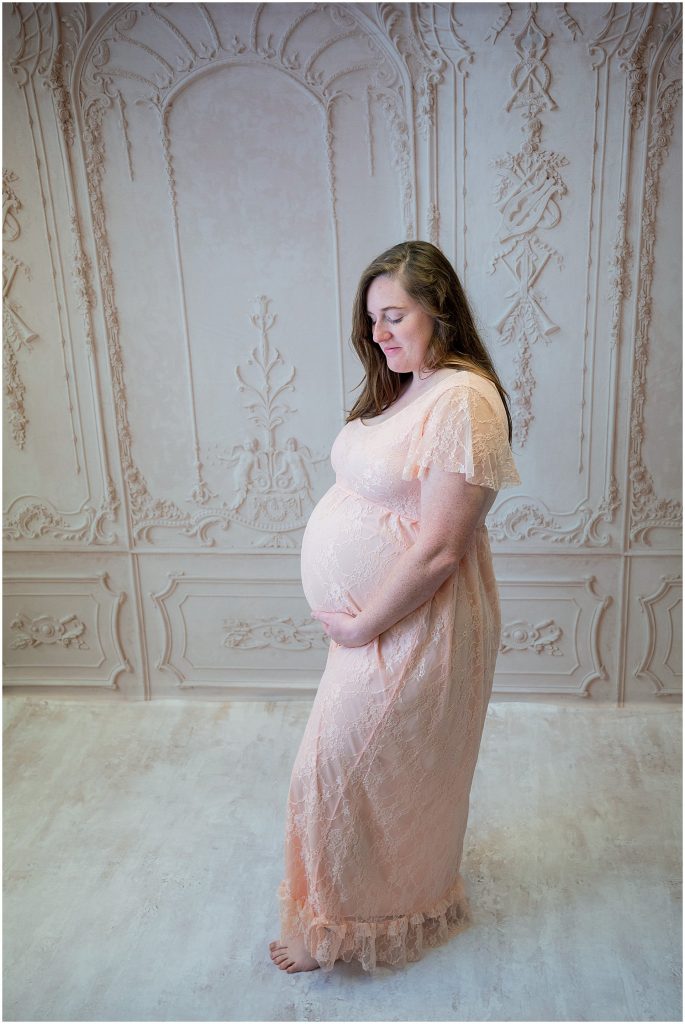 maternity session elegant backdrop