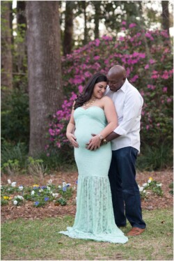 mom and dad expecting new baby