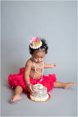 toddler birthday crown eating cake